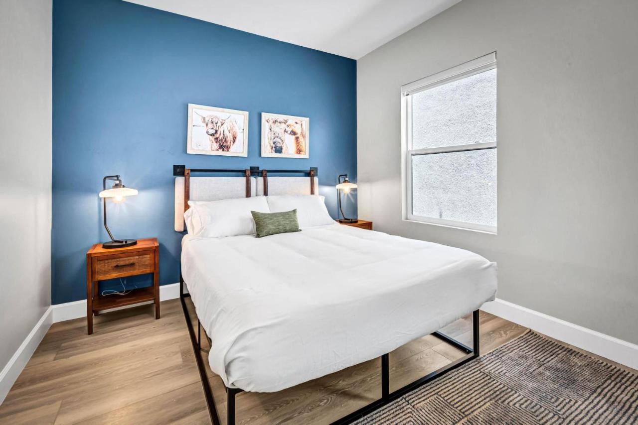 Single Bedroom - Queen Size. Heart Of Downtown ビスタ エクステリア 写真
